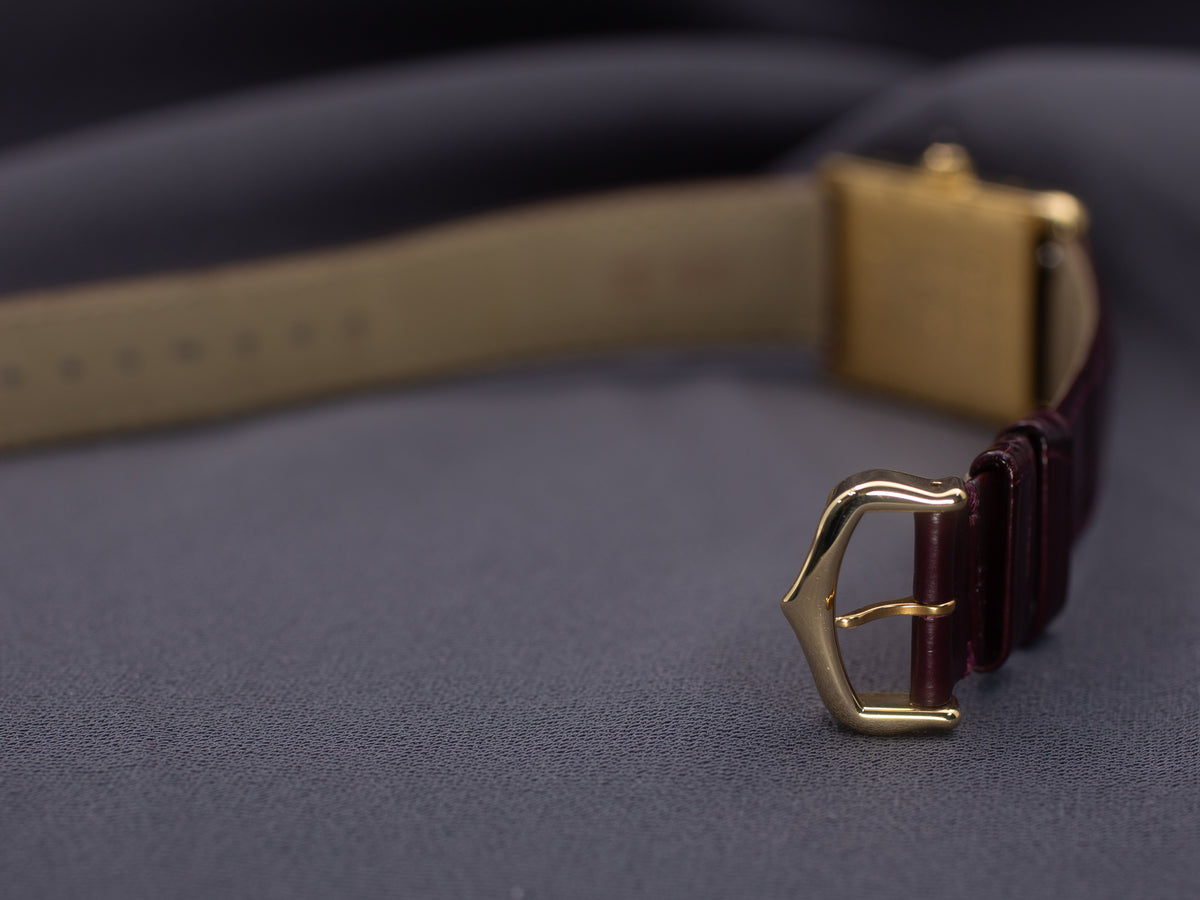 Cartier Tank Louis Cartier Medium in Yellow Gold