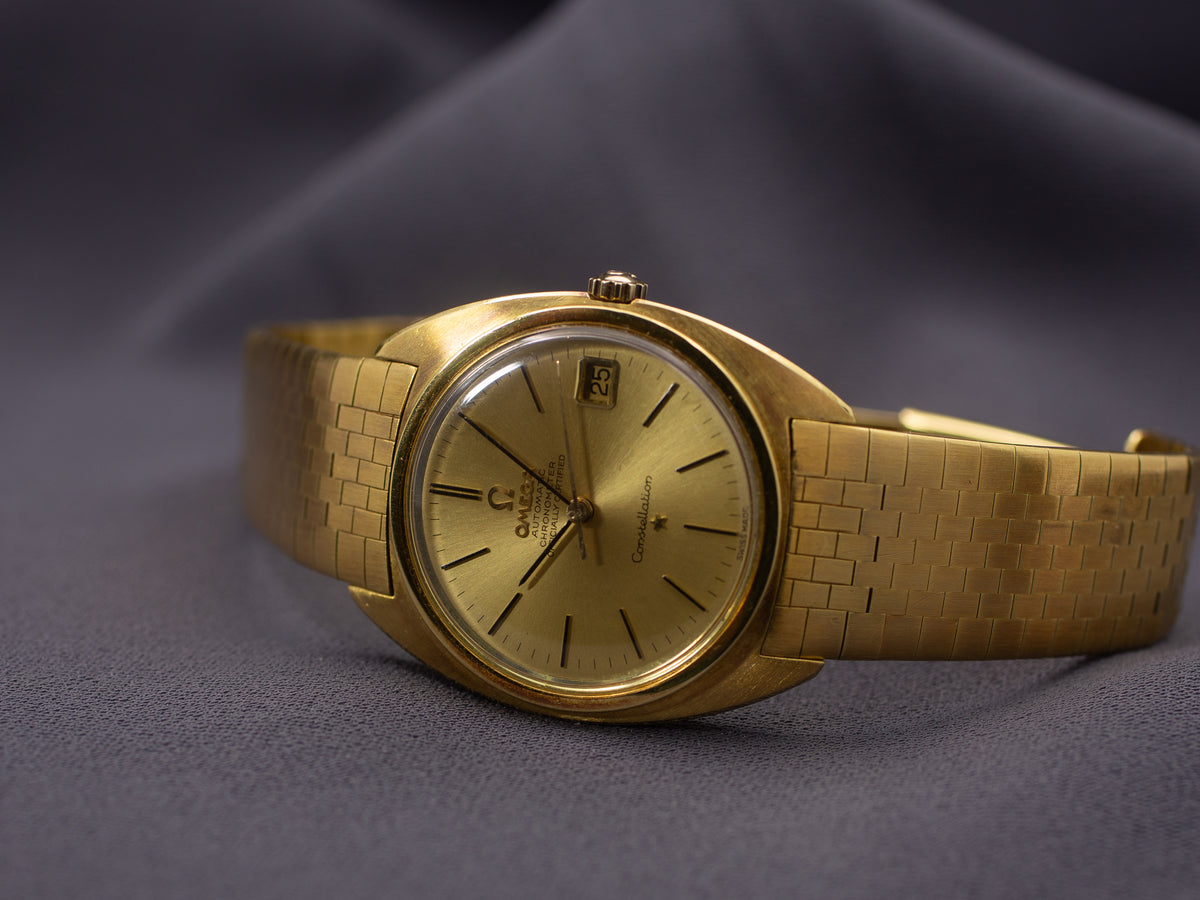 Omega Vintage Constellation 34.5mm in Yellow Gold