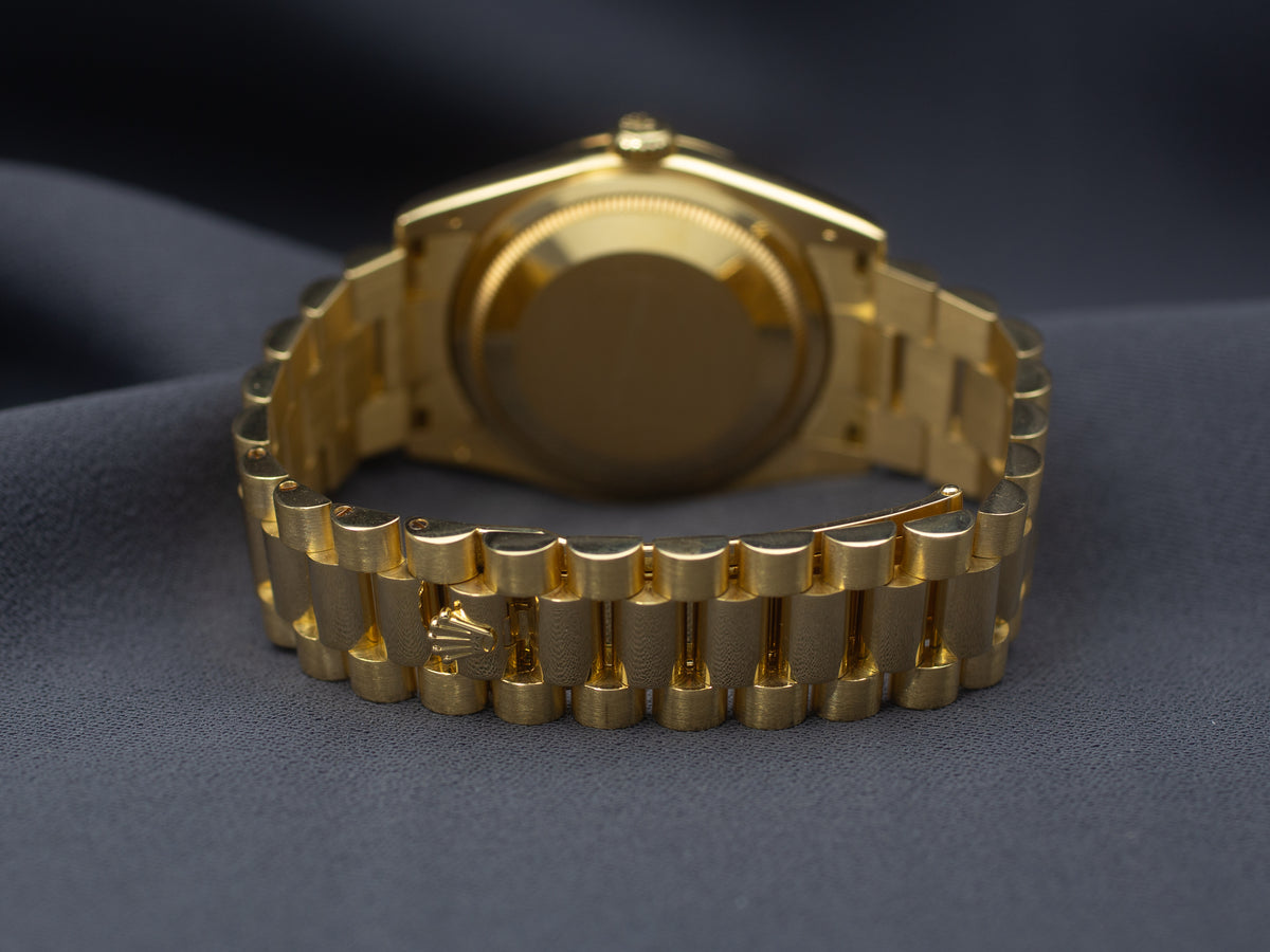 Rolex Day-Date 36 in Yellow Gold & Factory Diamonds
