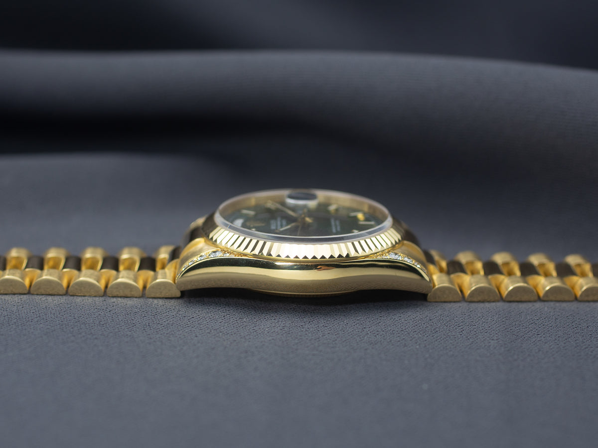 Rolex Day-Date 36 in Yellow Gold & Factory Diamonds
