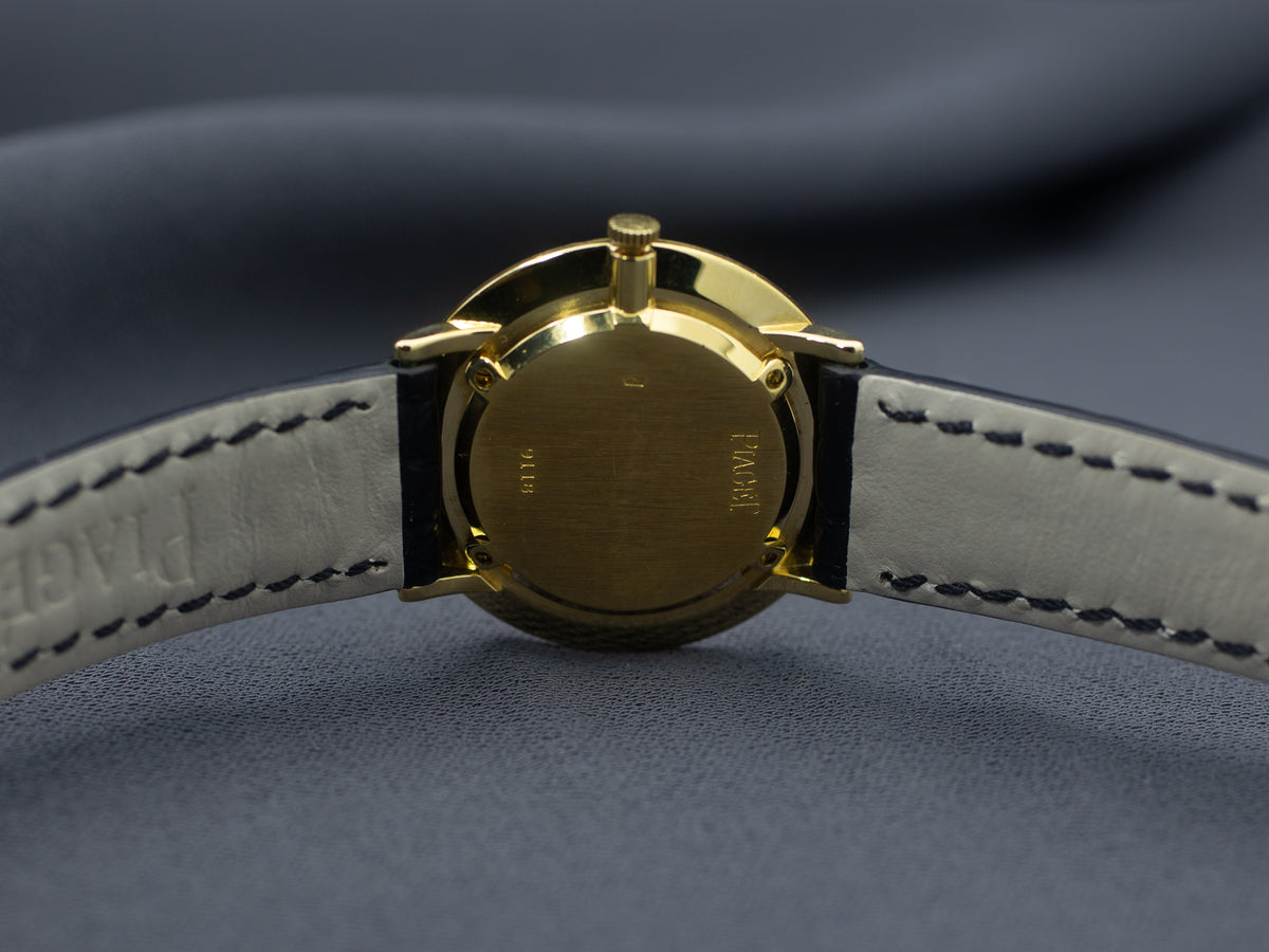 Piaget Vintage Ultra Thin in Yellow Gold with Onyx Dial