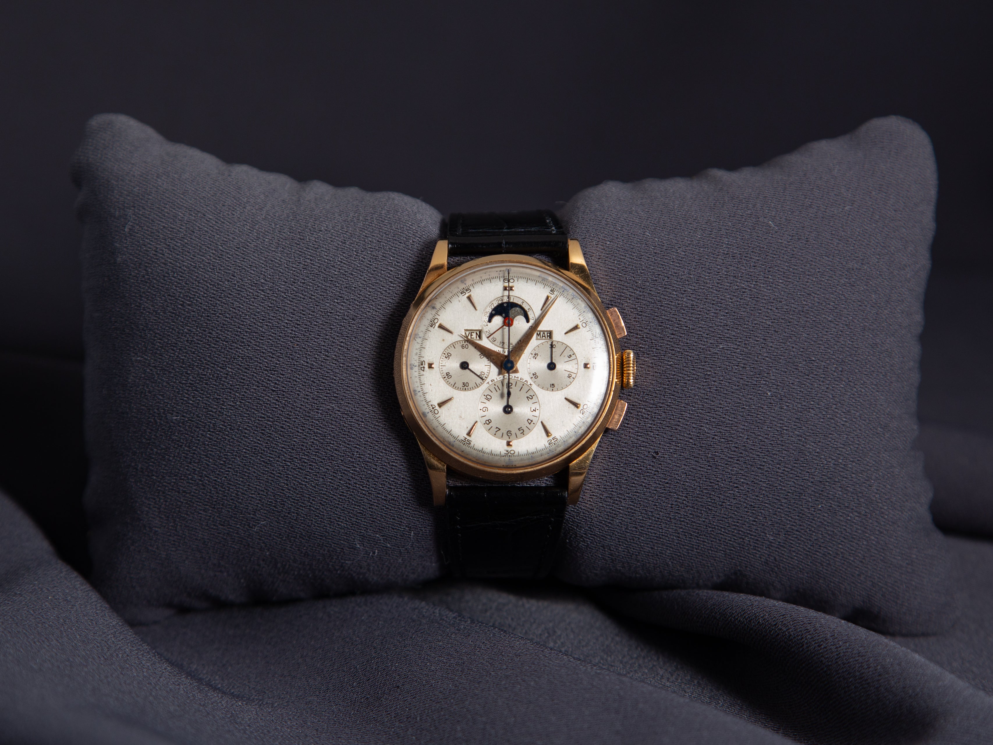 Universal Geneve Tri-Compax in Rose Gold – Martin Luxury