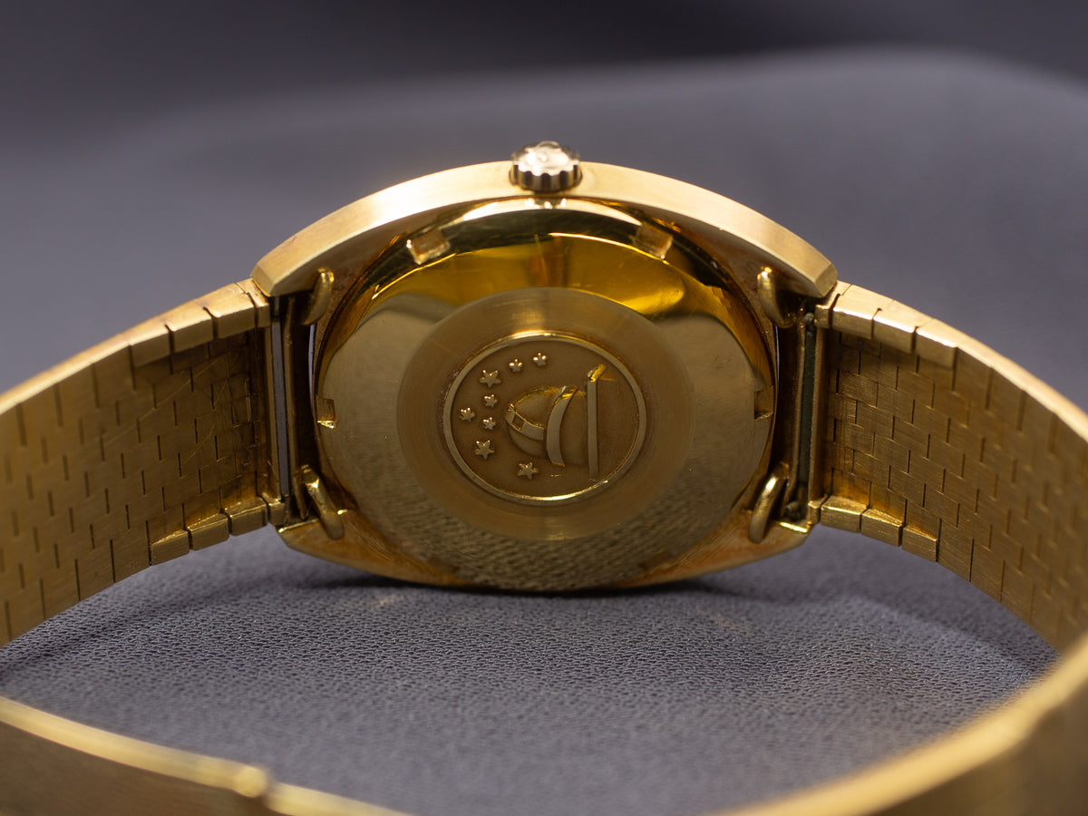 Omega Vintage Constellation 34.5mm in Yellow Gold