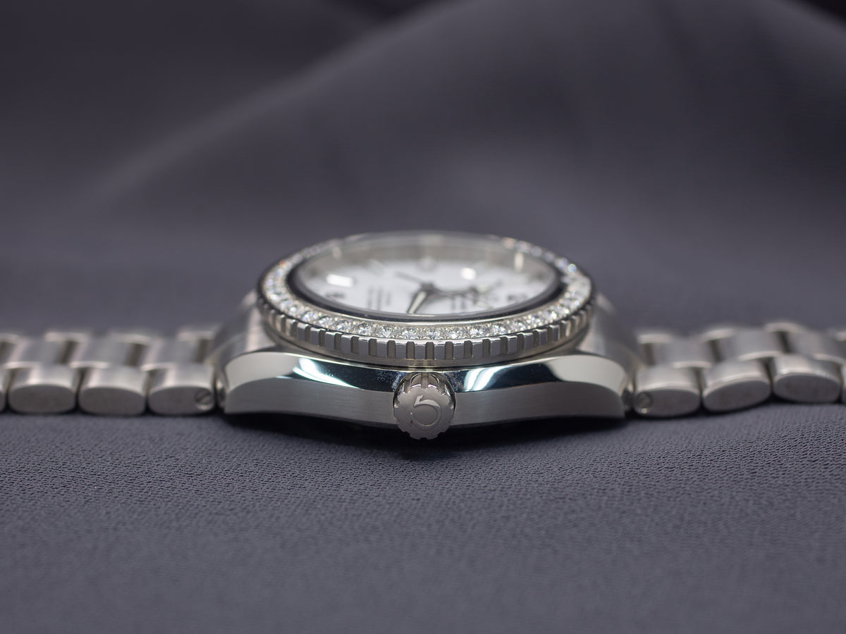 Omega Seamaster Planet Ocean 600M 42mm with Factory Diamond Bezel