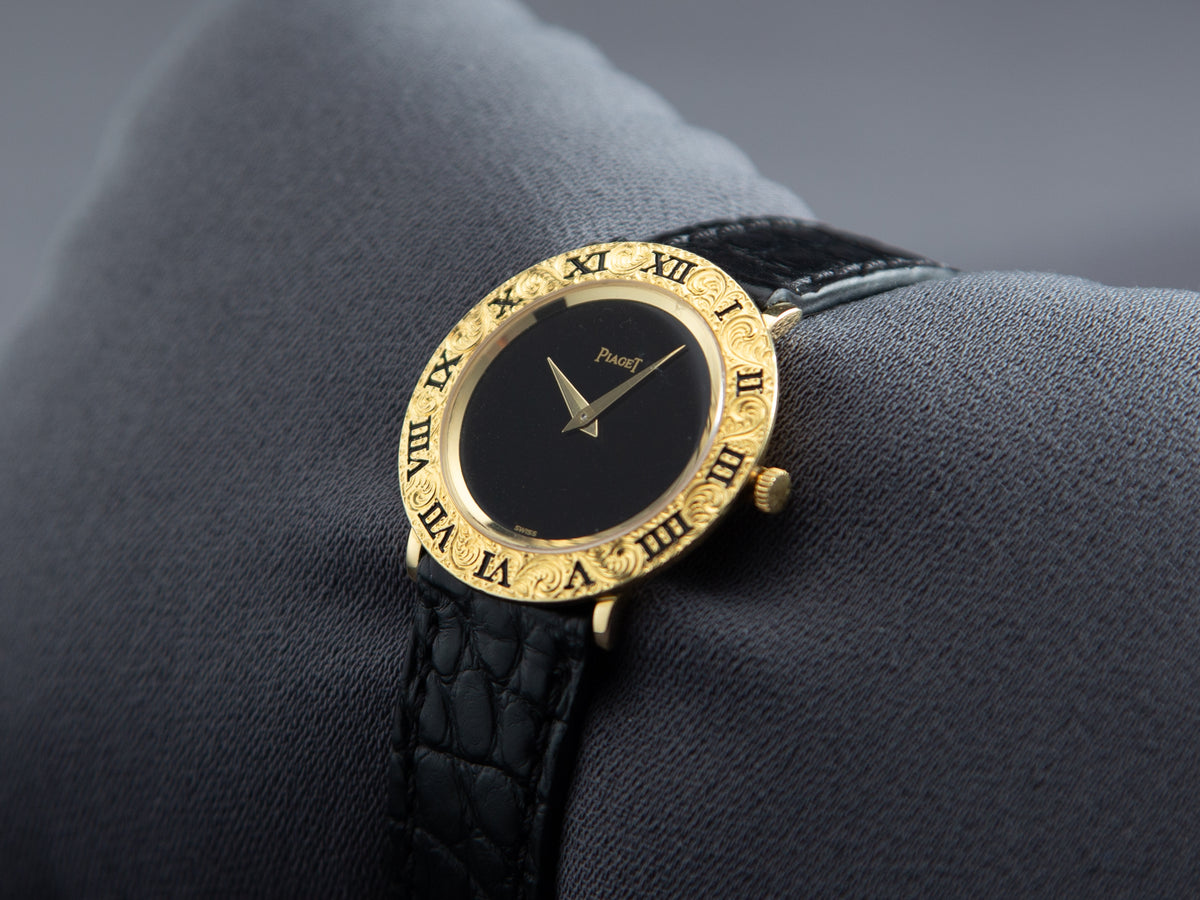 Piaget Vintage Ultra Thin in Yellow Gold with Onyx Dial
