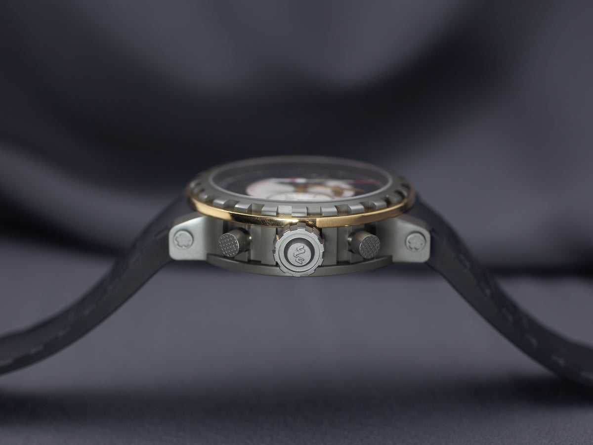 DeWitt Academia Chronographe Sequential in Titanium