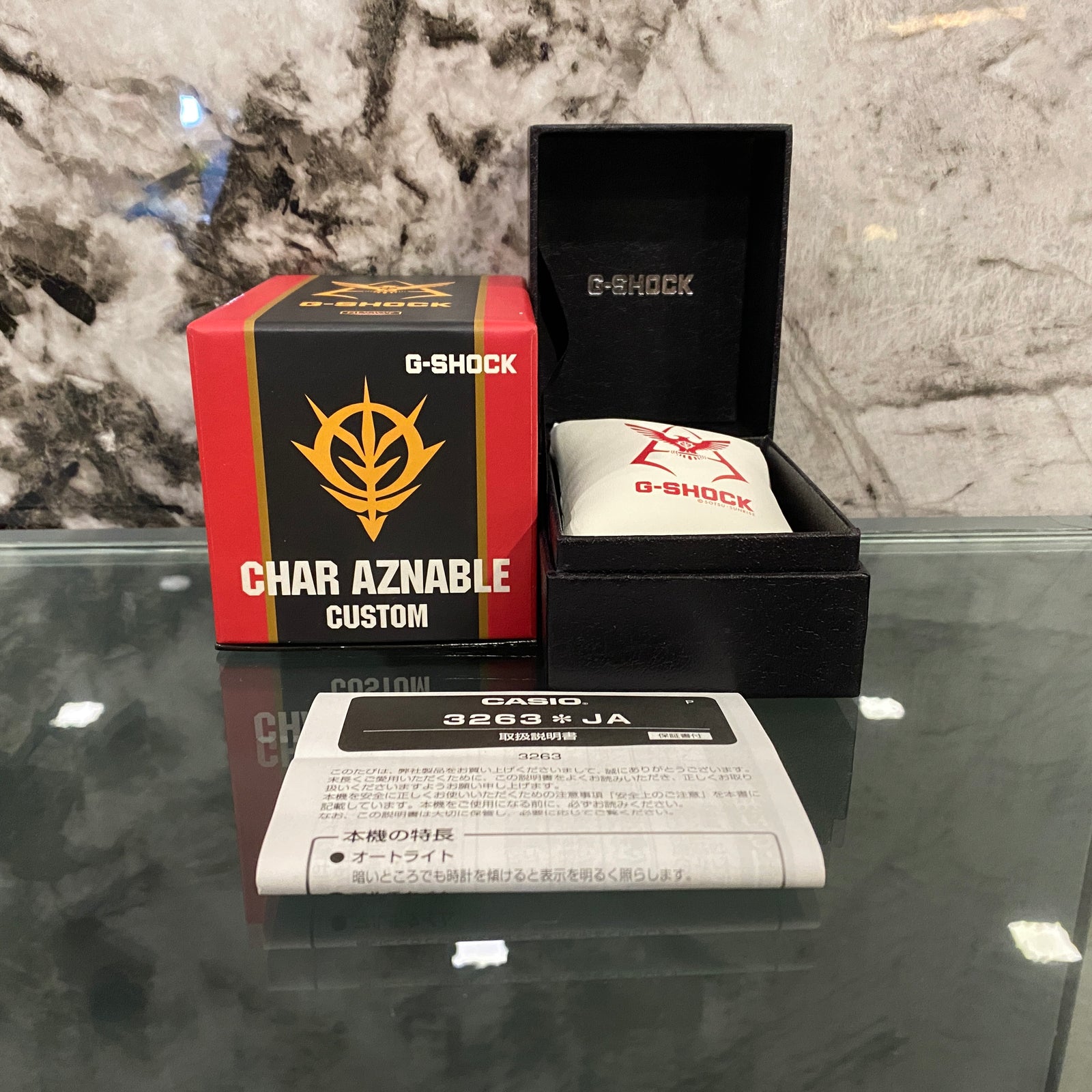 G-SHOCK CHAR AZNABLE CUSTOM G-Shock GD-100 Char Aznables Custom 