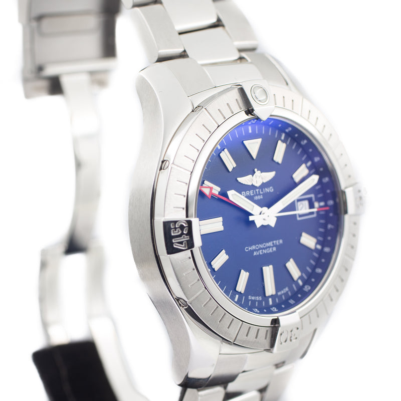 Breitling Avenger Automatic GMT 45