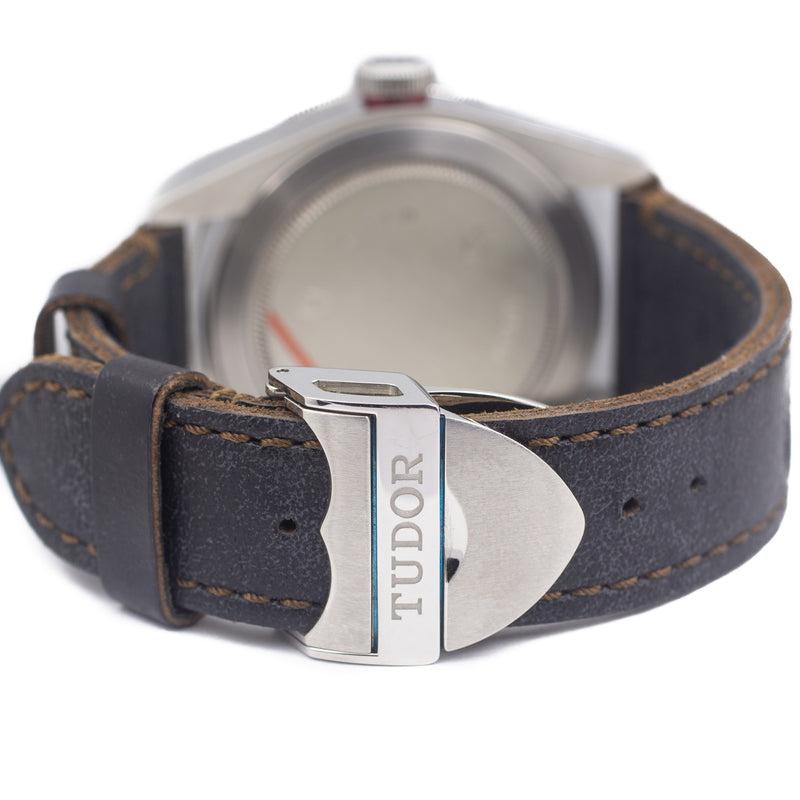 Tudor Heritage Black Bay Burgundy "Rose Logo"