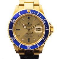 Image 60: Rolex Submariner Date in 18k Yellow Gold