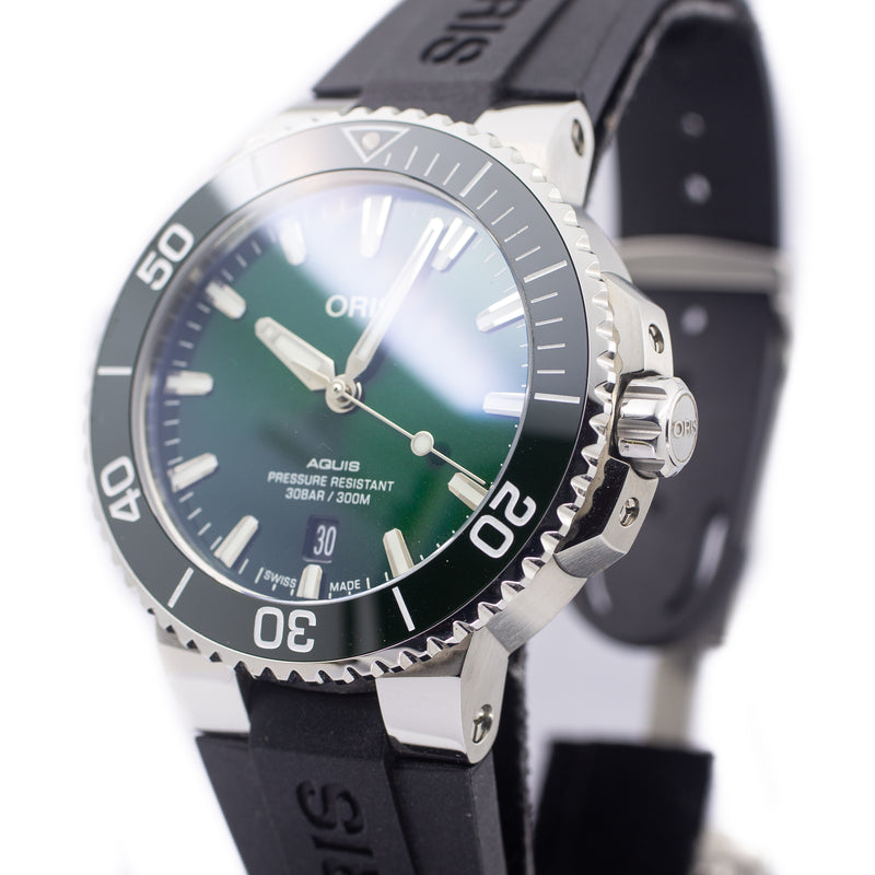 ORIS Aquis Date 'Green'