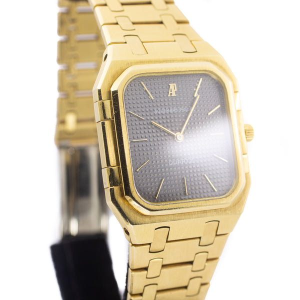 Audemars Piguet Royal Oak Jumbo Quartz in 18K Yellow Gold