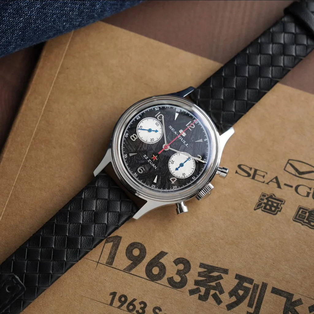 Seagull 1963, Exclusive Limited Edition Reverse Panda Meteorite 38mm