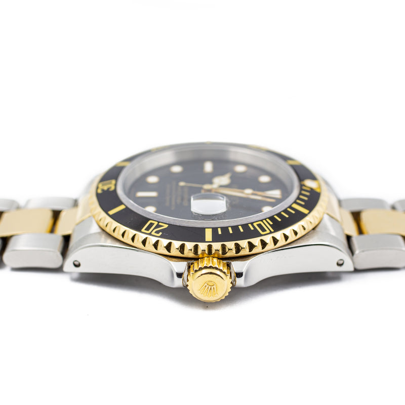 Rolex Submariner Date in Yellow Gold & Steel (1998)